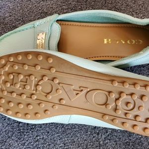 Coach flats